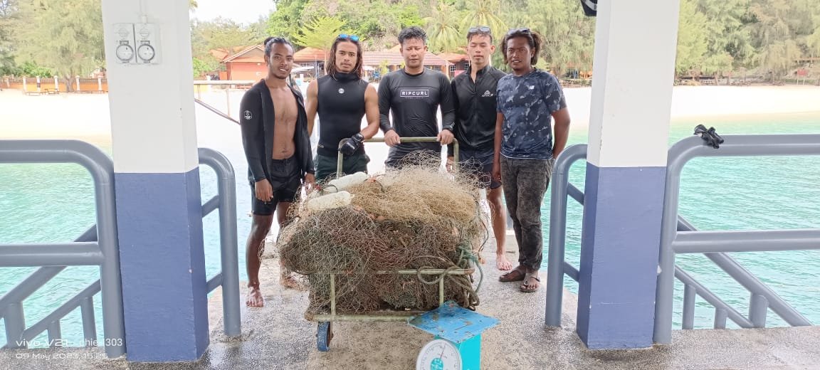 RMCG community ghostnets removal