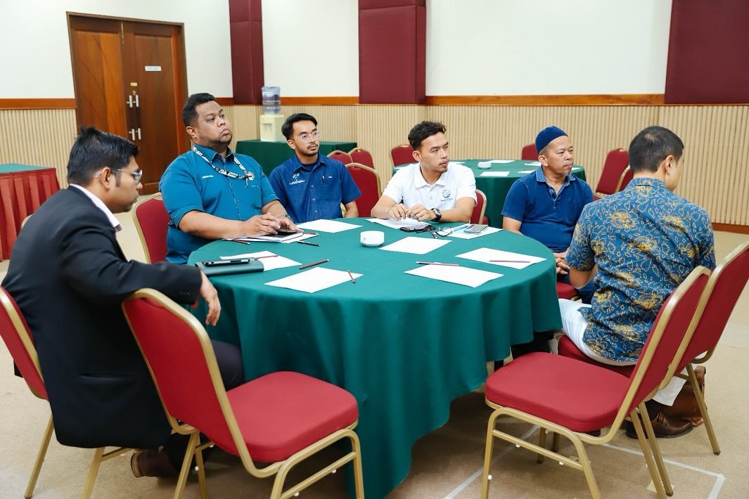 The team has been involved in discussions on ways to improve the management plan of the environment